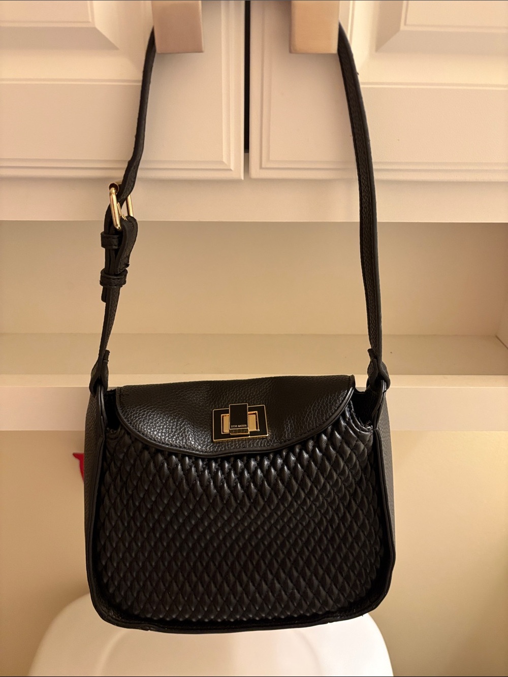 Steve Madden Black Quilted Leather Crossbody Bag - Classic Women's Shoulder Bag